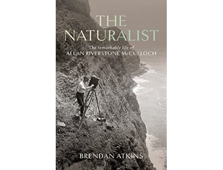 Livro Naturalist de Brendan Atkins (Inglês)