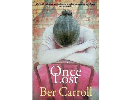 Livro Once Lost de B.M. Carroll ( Inglês )