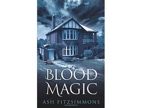 Livro Blood Magic Stranger Magics Book Four de Ash Fitzsimmons (Inglês)