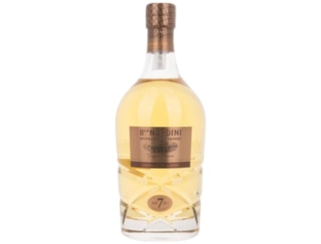 Aguardente BORTOLO NARDINI Grappa Bortolo Nardini Selezione 7 Anos (0.7 L - 1 unidade)