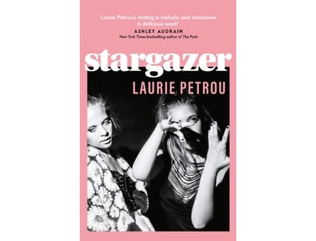 Livro Stargazer de Laurie Petrou (Inglês)