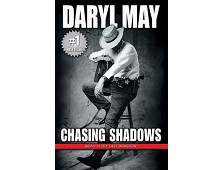 Livro Chasing Shadows de Daryl May (Inglês)