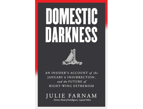 Livro Domestic Darkness de Julie Farnam (Inglês - Capa Dura)