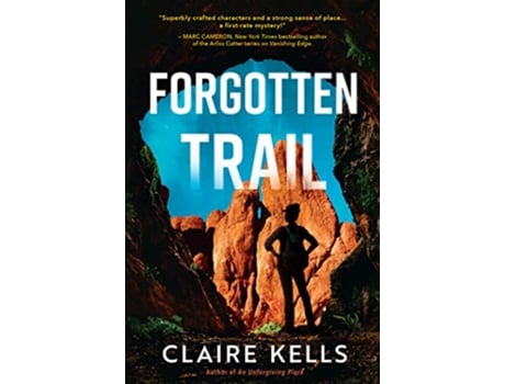 Livro Forgotten Trail de Claire Kells (Inglês - Capa Dura)