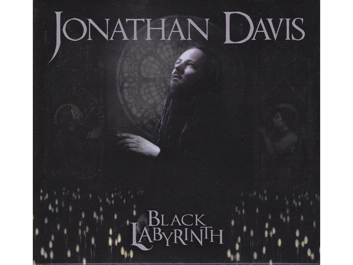 Black labyrinth