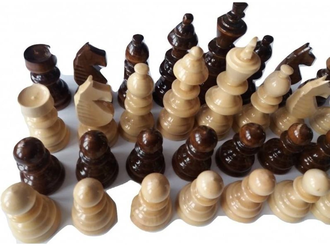 Jogo de Peças de Xadrez em Madeira Xalingo - Oncube: os melhores cubos  mágicos você encontra aqui
