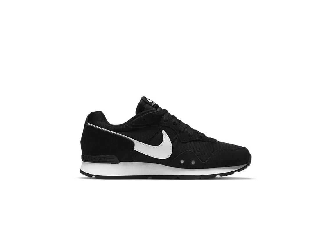 Nike shop internationalist caracteristicas