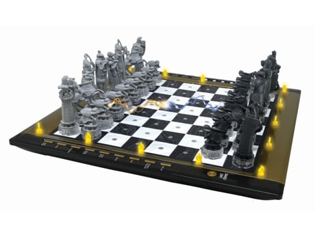 Estão em jogo a estratégia e um prémio de 4000€ no xadrez