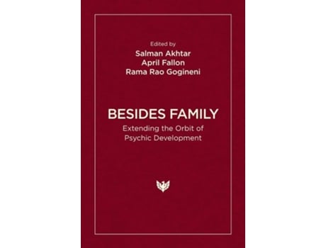 Livro Besides Family de Akhtar e Salman (Inglês)