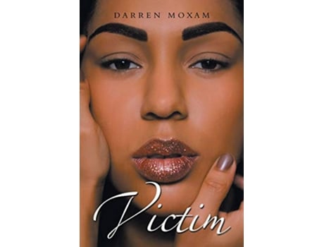 Livro Victim de Darren Moxam (Inglês)