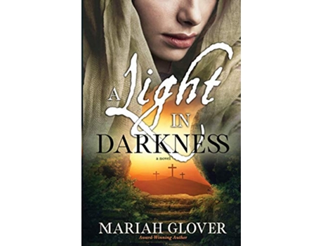 Livro A Light in Darkness de Mariah Glover (Inglês)